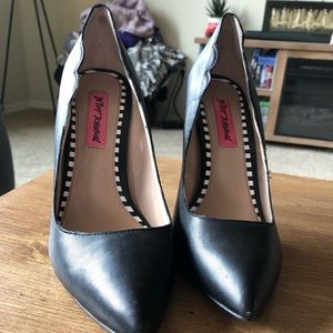 Betsy Johnson Raciee Heels
